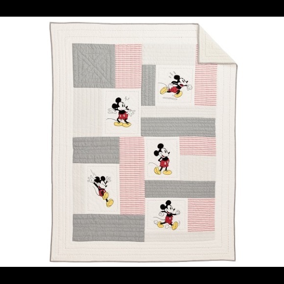 Pottery Barn Kids Disney Mickey Mouse Patchwork Full/Queen Quilt & Shams Set - Picture 2 of 16